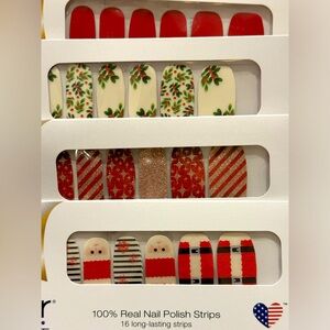 Color Street Set of 4 Christmas Nail Polish Strips (NWT)